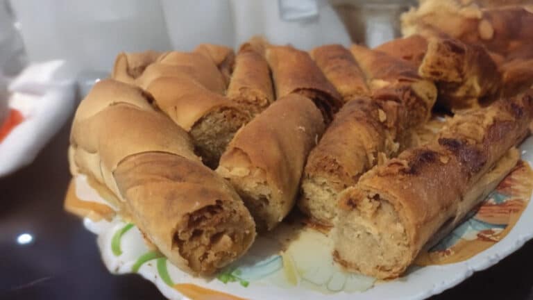 Trakya’dan Tahinli Kıvrım Tatlısı Tarifi